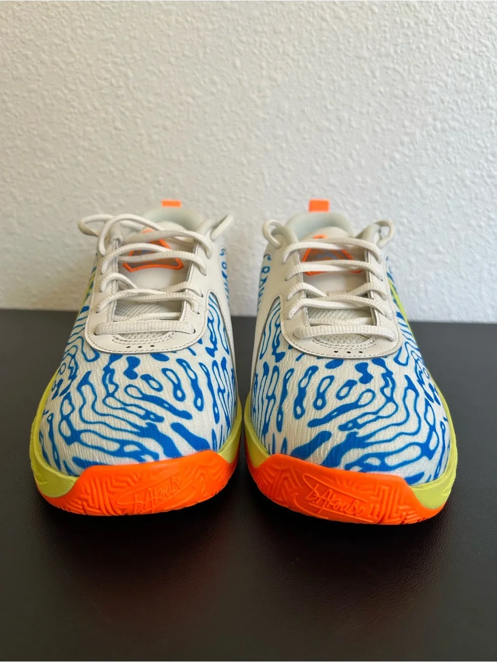 NIKE FREAK 6 “Lenticular” Grade School Kids Basketball Sneakers Size 7Y